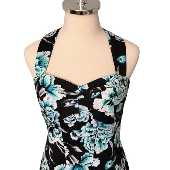 ❤️SOLD❤️HALTER DRESS BLACK, BLUES, TEALS FLOWER PRINT WITH SIDE SEAM POCKETS - Picture 6 of 14